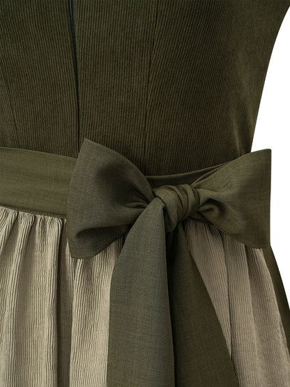 Fichtengrünes Dirndl Kira – Elegantes Trachtenkleid